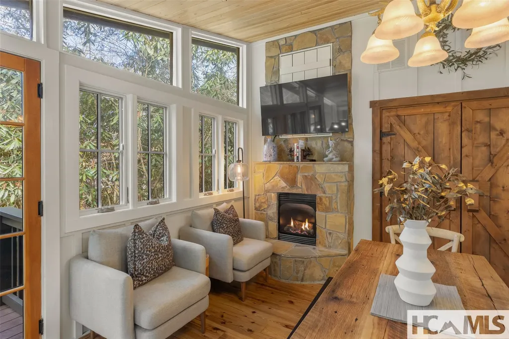 464 Franklin Road Highlands NC 28741