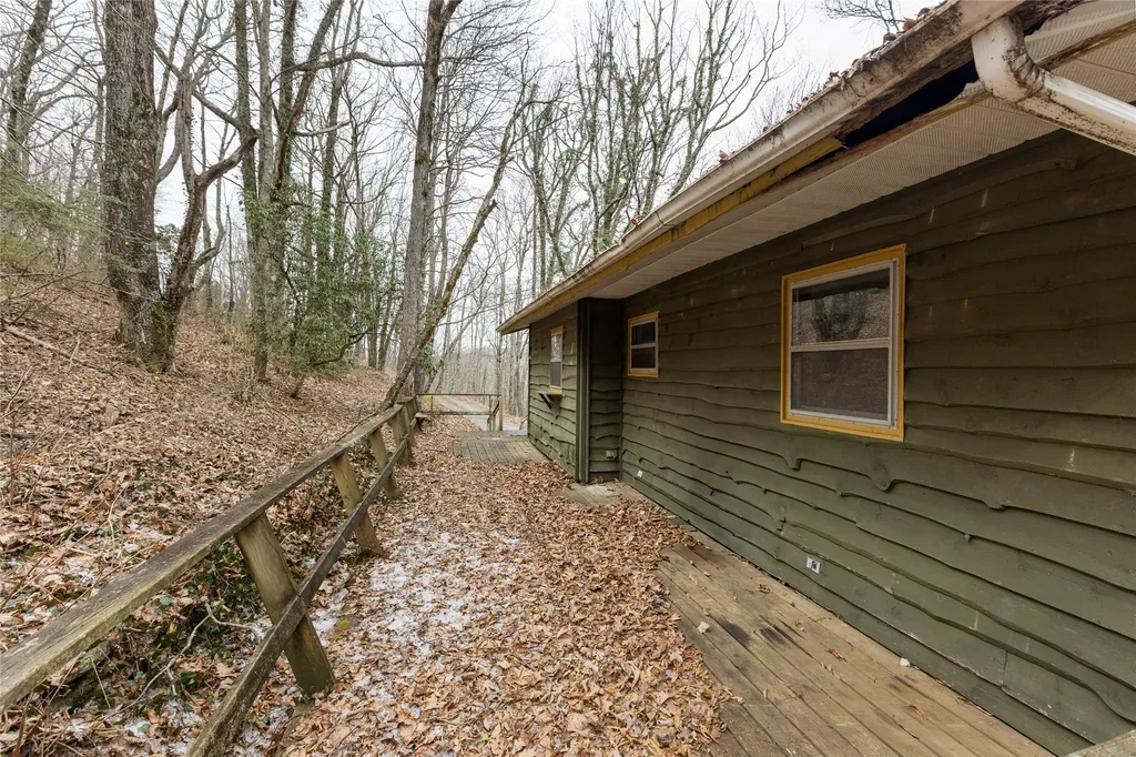 111 Wrights Road Scaly Mountain NC 28775