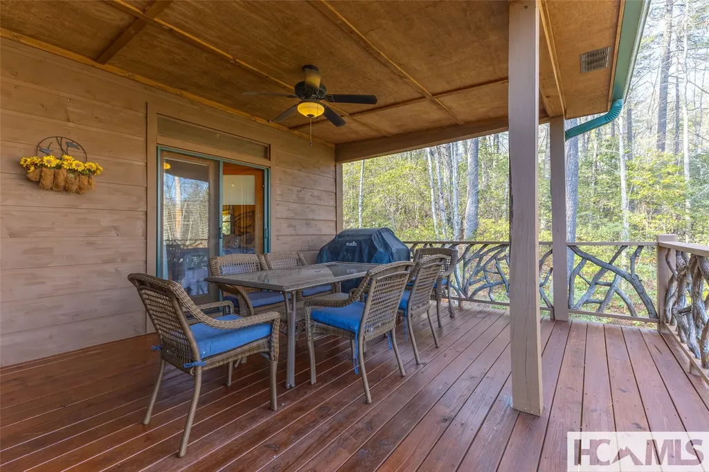 59 Wildberry Court Sapphire NC 28774