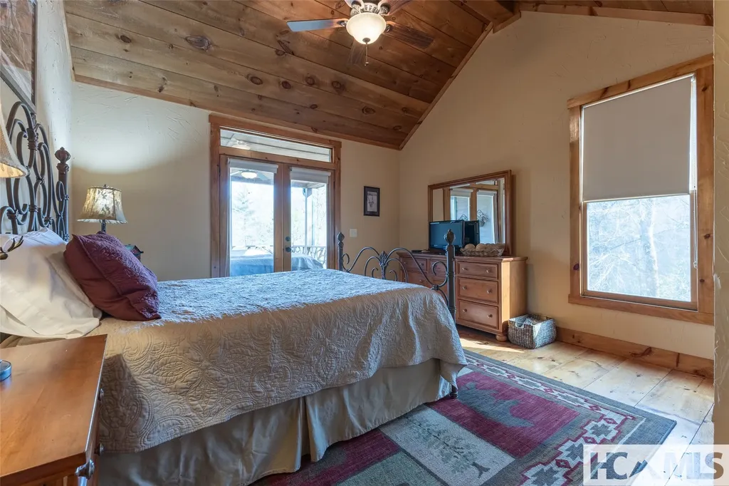 59 Wildberry Court Sapphire NC 28774