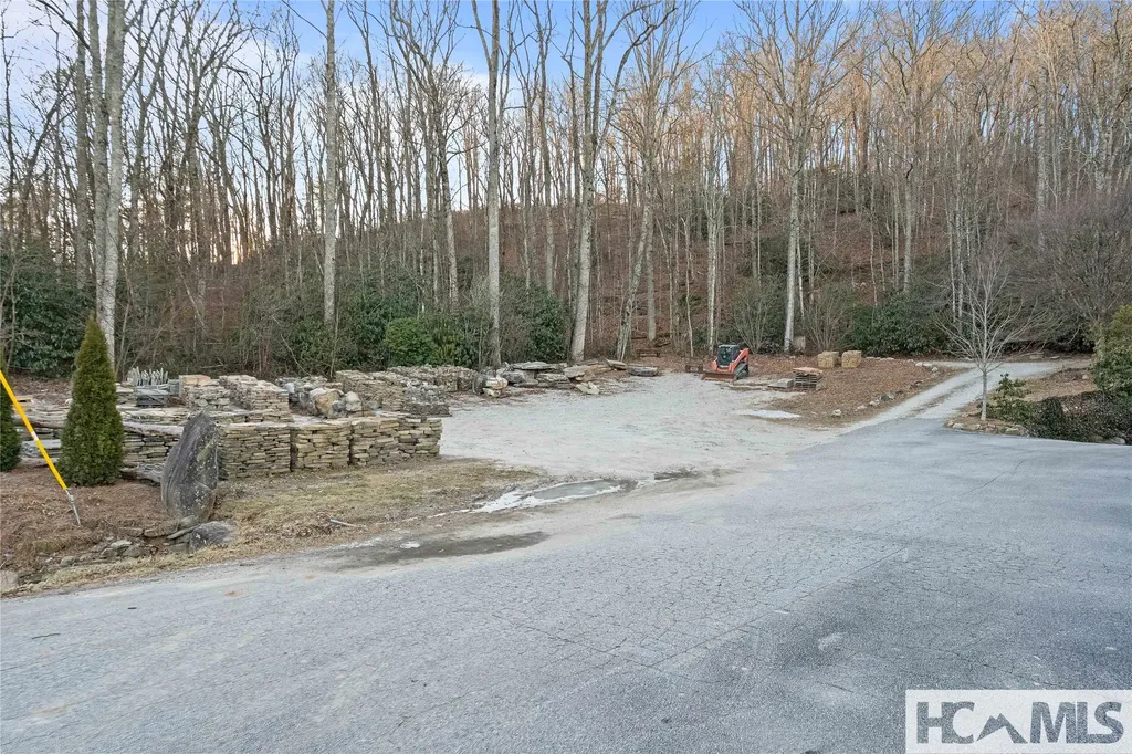 Tbd Dillard Road Highlands NC 28741