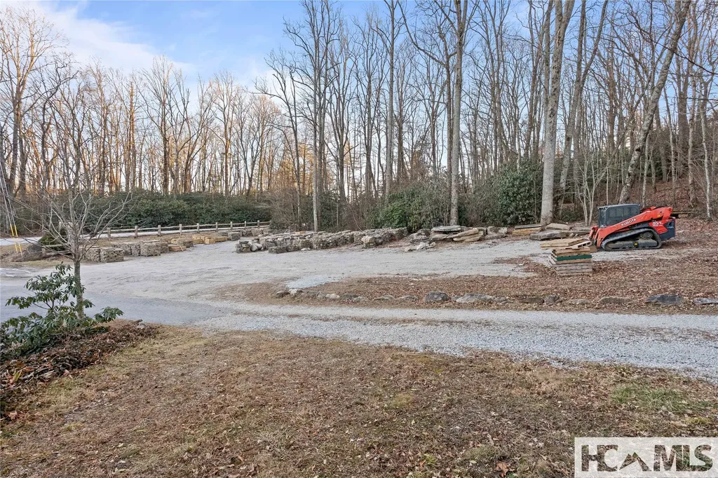 Tbd Dillard Road Highlands NC 28741