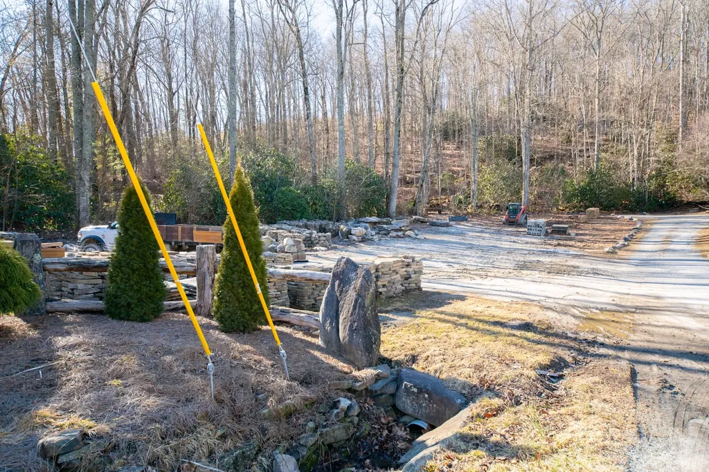 Tbd Dillard Road Highlands NC 28741