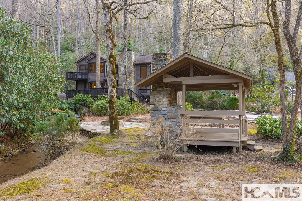 390 Gantes Gulch Road Highlands NC 28741