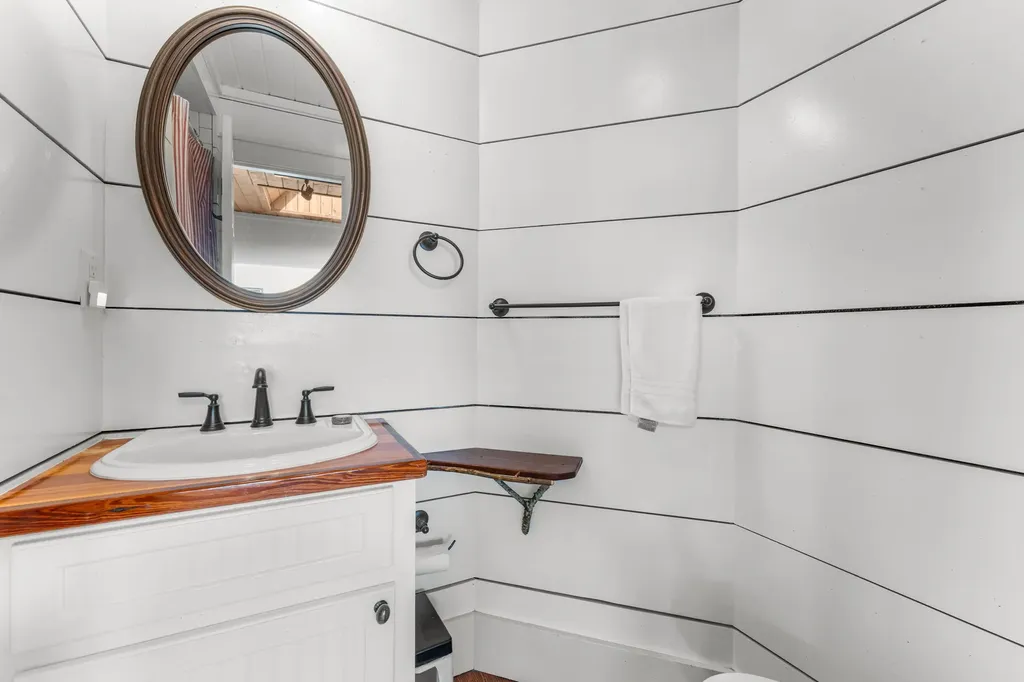 874 Foreman Road Highlands NC 28741