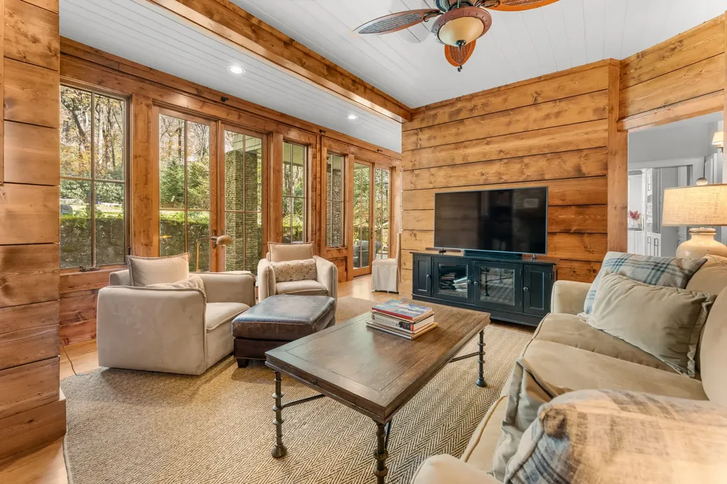 874 Foreman Road Highlands NC 28741