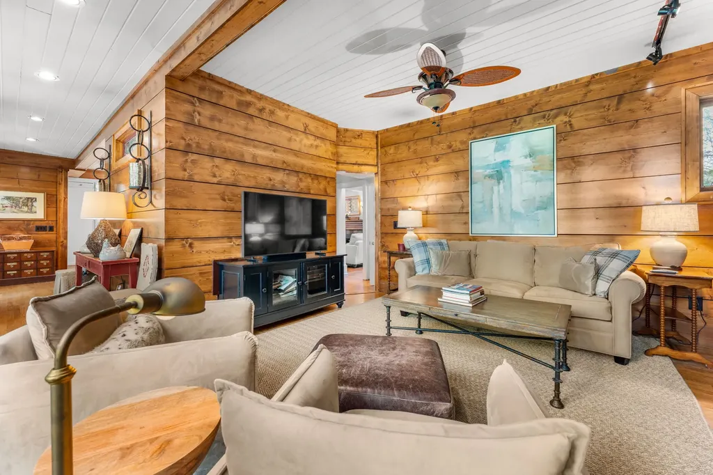 874 Foreman Road Highlands NC 28741