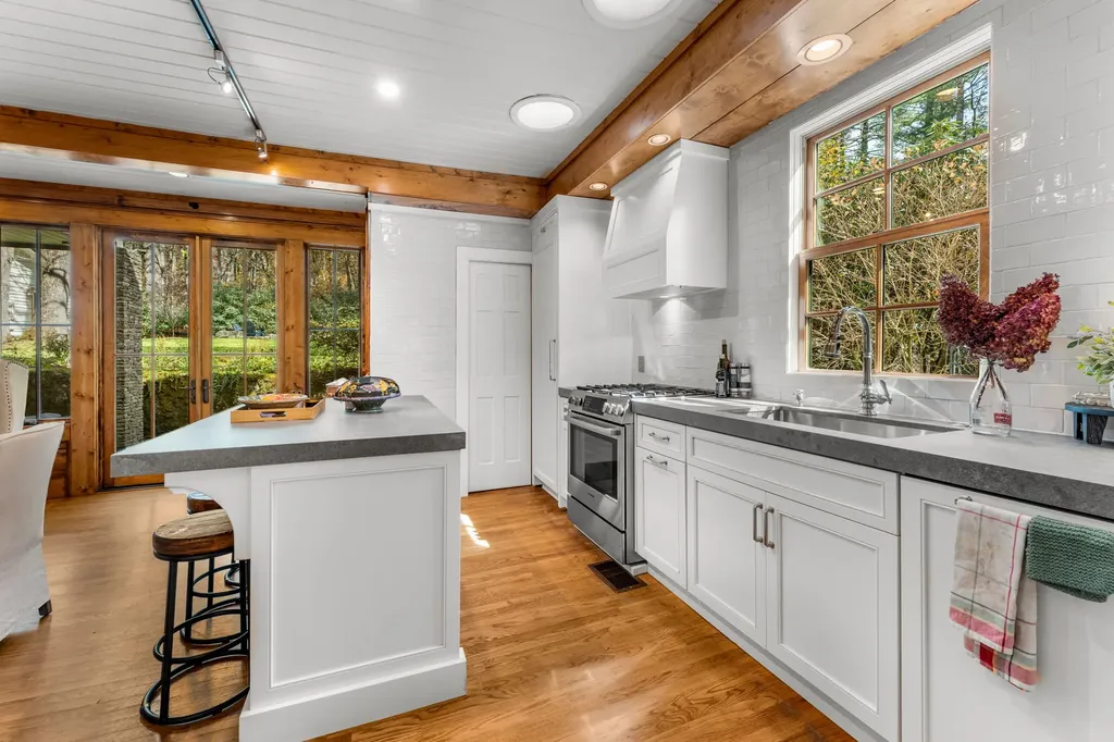 874 Foreman Road Highlands NC 28741