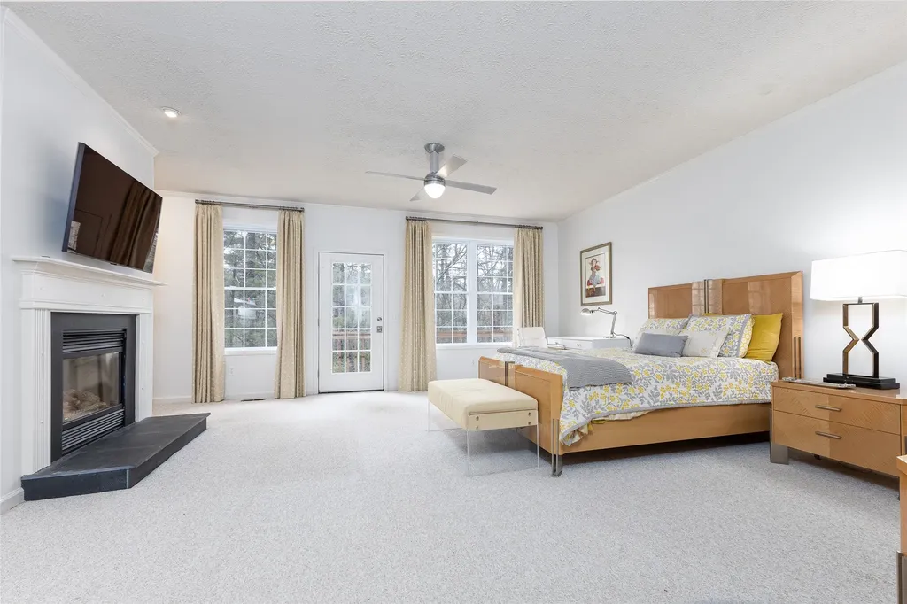 323 Overlook Road Sapphire NC 28774