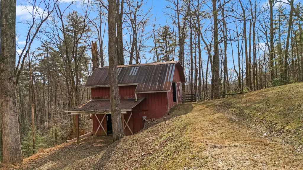 418 Woodpecker Trail Highlands NC 28741