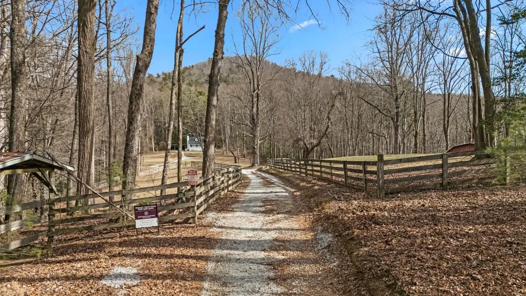 418 Woodpecker Trail Highlands NC 28741