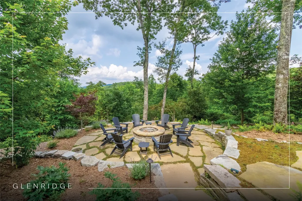 185 Glenridge Road Glenville NC 28736