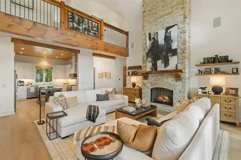 185 Glenridge Road Glenville NC 28736