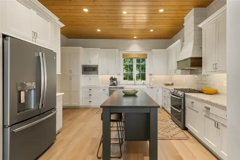 185 Glenridge Road Glenville NC 28736