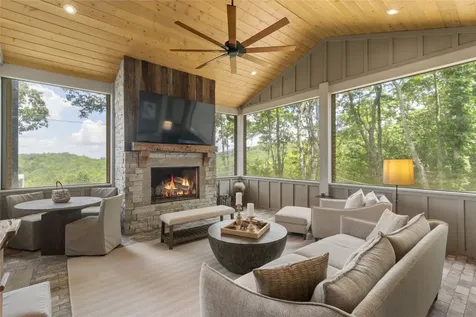 185 Glenridge Road Glenville NC 28736