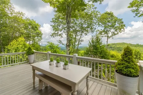 185 Glenridge Road Glenville NC 28736