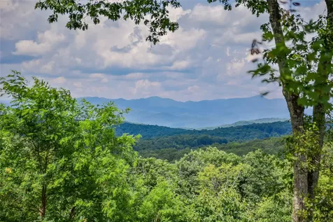 185 Glenridge Road Glenville NC 28736