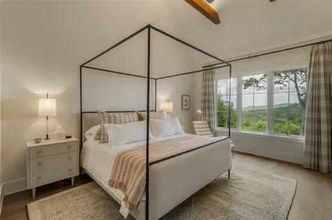 185 Glenridge Road Glenville NC 28736