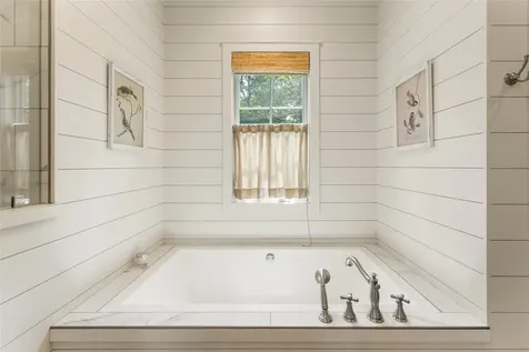 185 Glenridge Road Glenville NC 28736