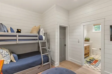 185 Glenridge Road Glenville NC 28736