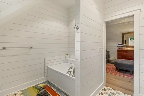 185 Glenridge Road Glenville NC 28736