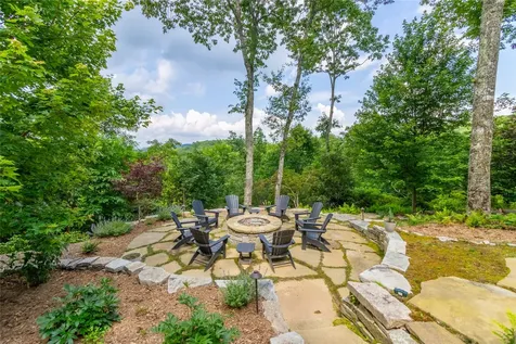 185 Glenridge Road Glenville NC 28736