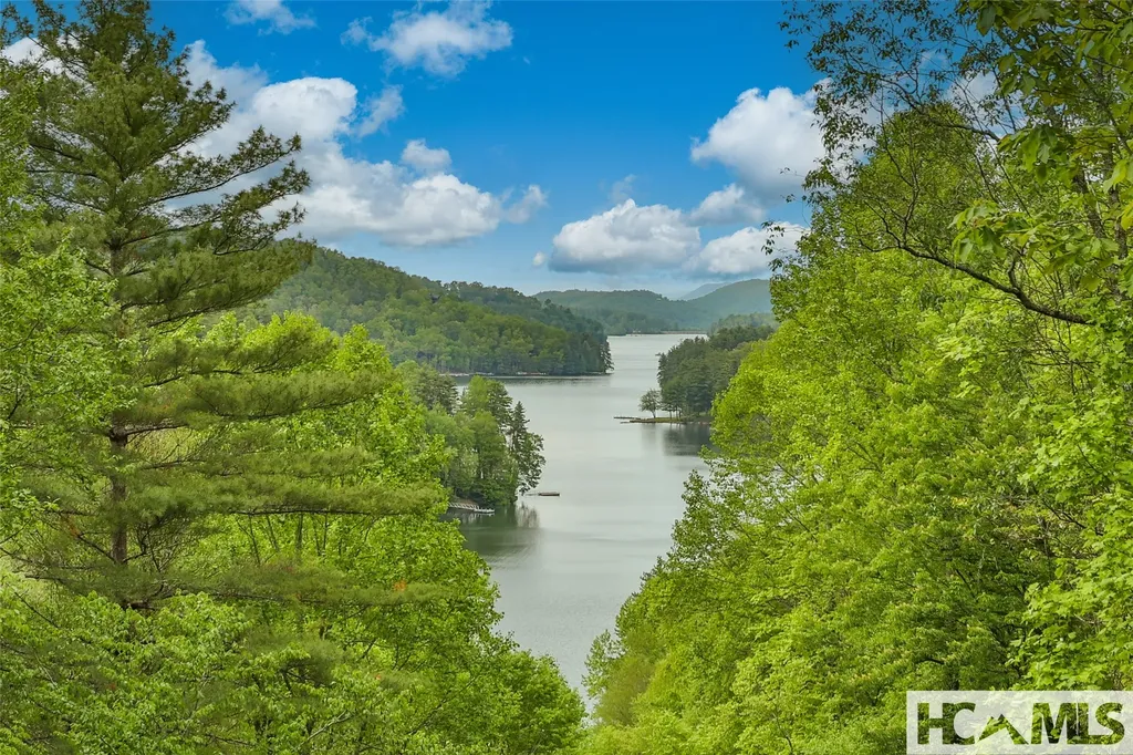 453 Bright Mountain Road Cullowhee NC 28723