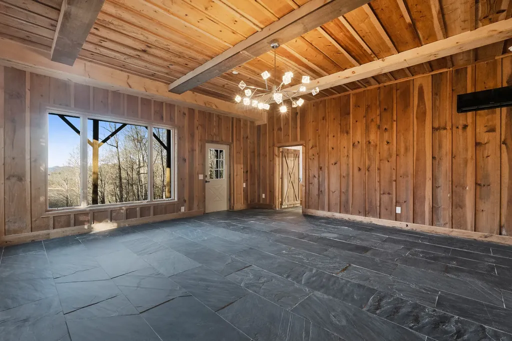 453 Bright Mountain Road Cullowhee NC 28723