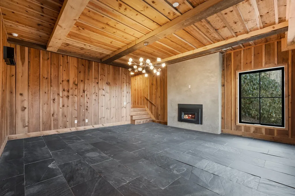 453 Bright Mountain Road Cullowhee NC 28723