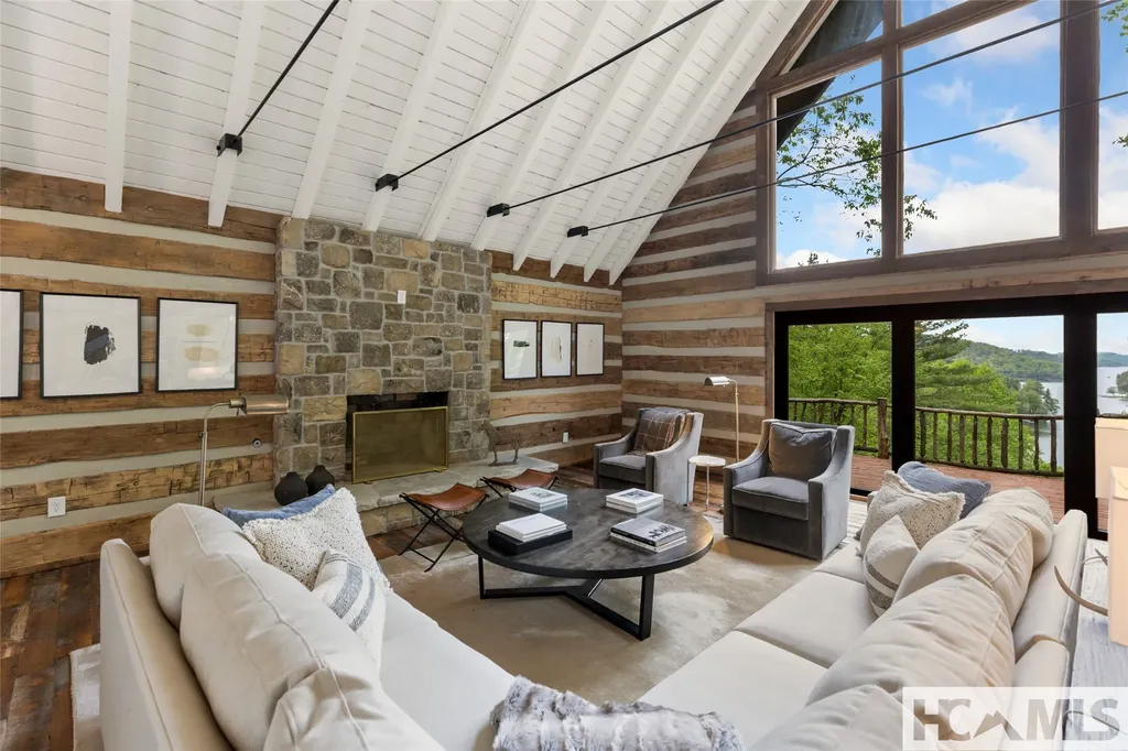 453 Bright Mountain Road Cullowhee NC 28723