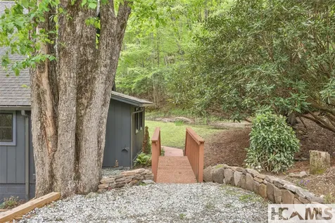 453 Bright Mountain Road Cullowhee NC 28723