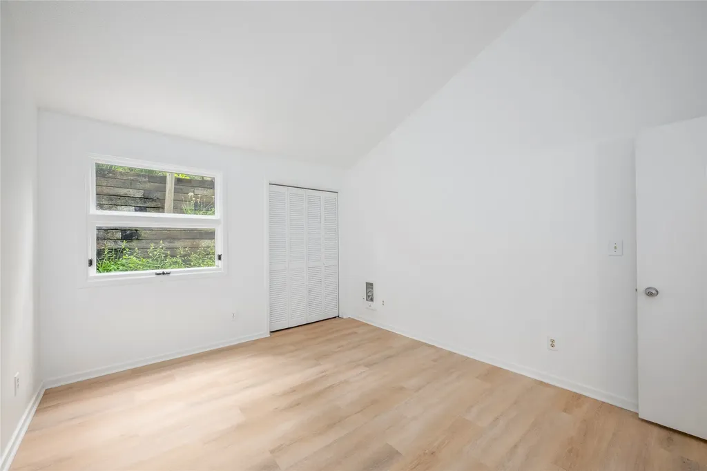 233 Meadow Way Sapphire NC 28774