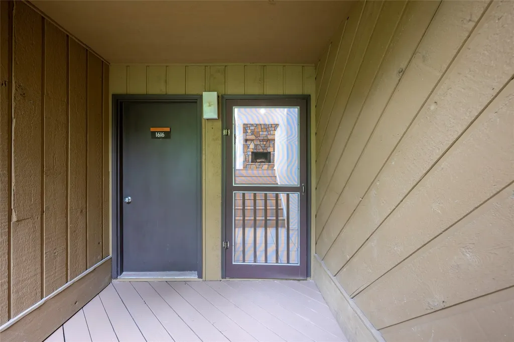 233 Meadow Way Sapphire NC 28774