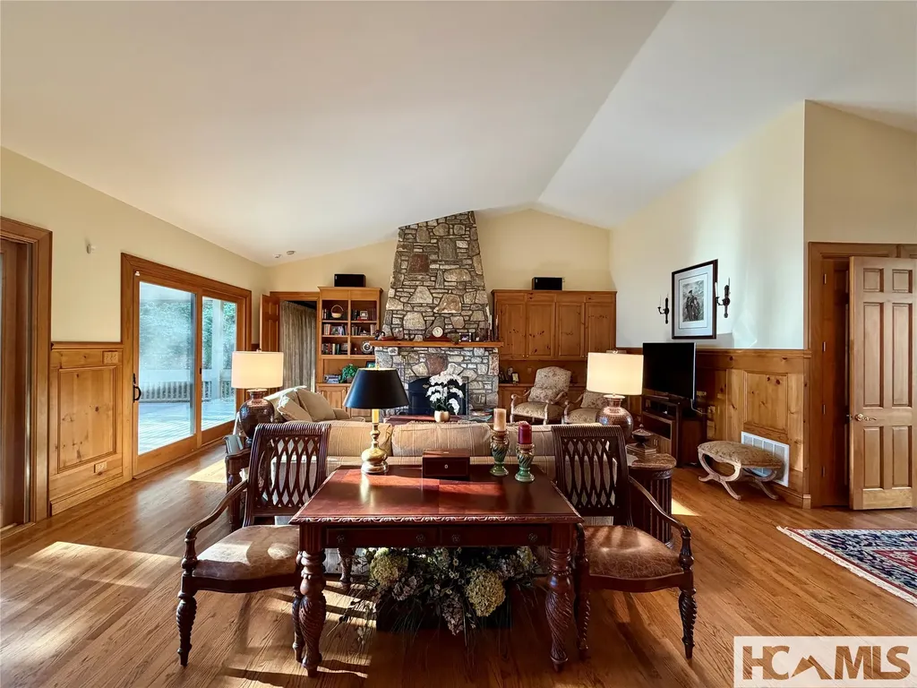 545 South East Shore Drive Lake Toxaway NC 28747