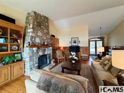 545 South East Shore Drive Lake Toxaway NC 28747