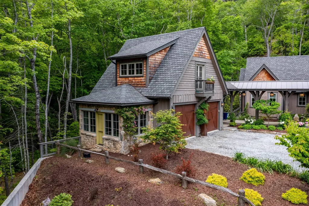 143 Foxglove Trail Glenville NC 28736