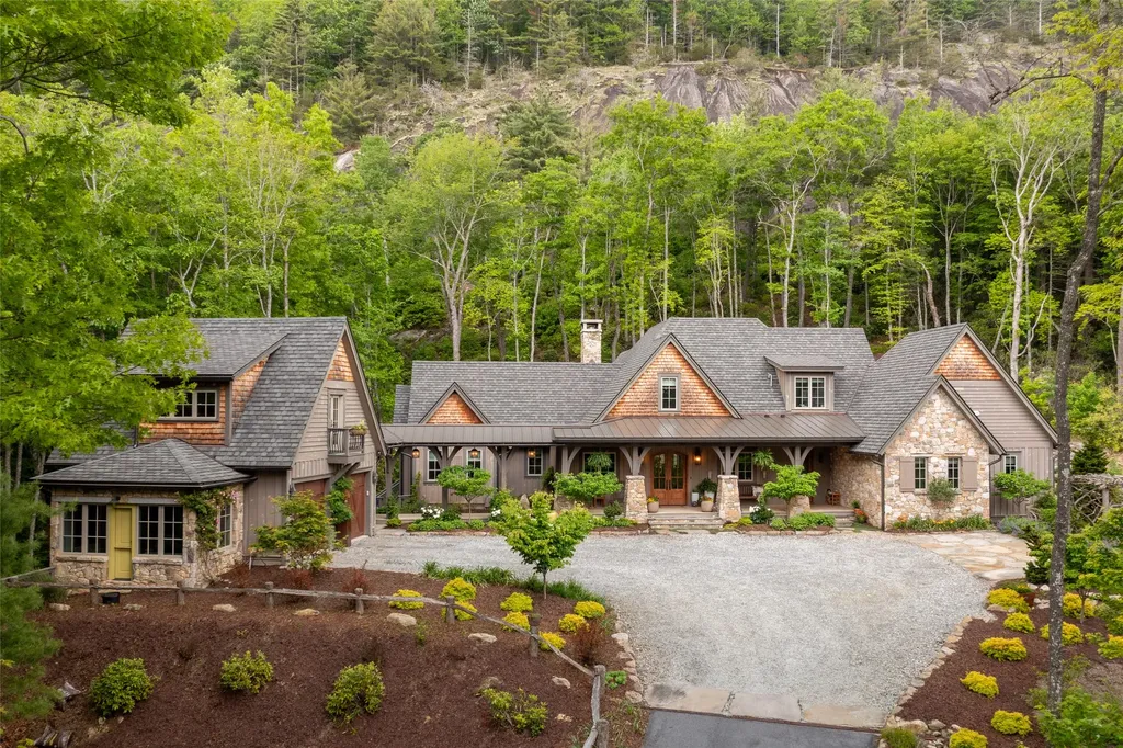 143 Foxglove Trail Glenville NC 28736