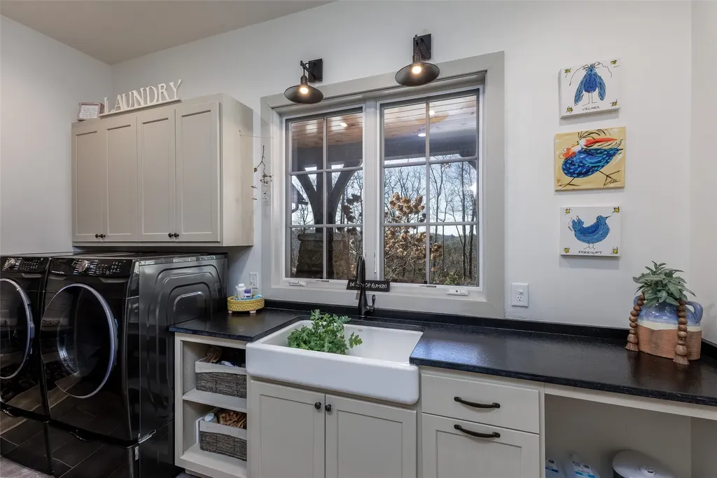 143 Foxglove Trail Glenville NC 28736