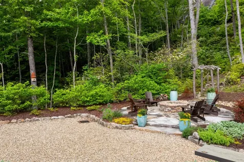 143 Foxglove Trail Glenville NC 28736