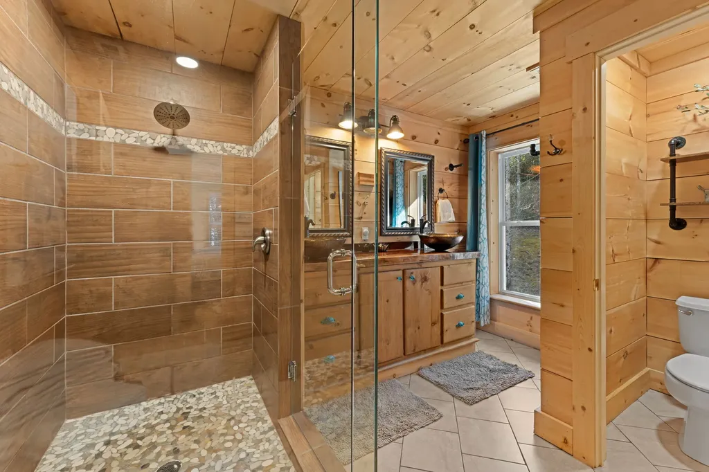2374 West Christy Trail Sapphire NC 28774
