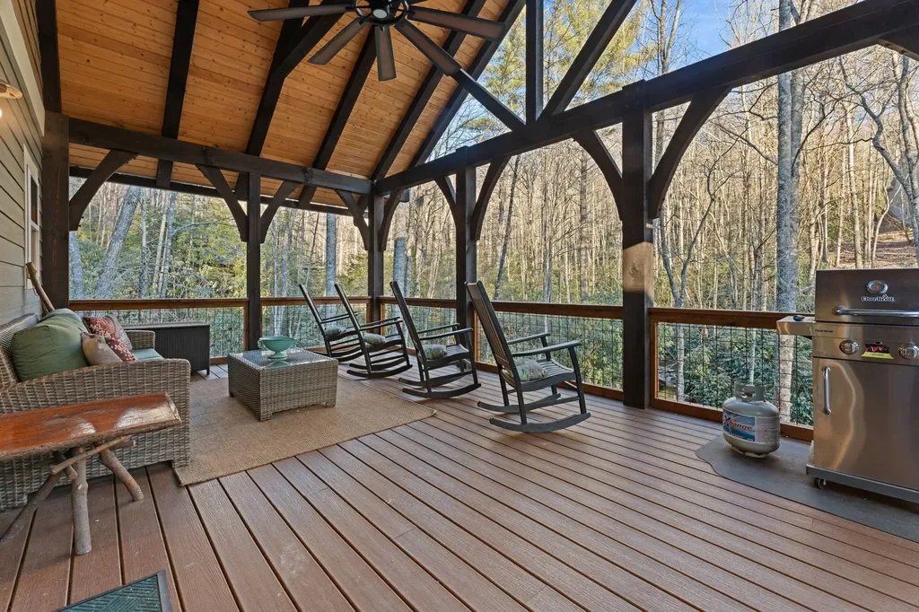 2374 West Christy Trail Sapphire NC 28774