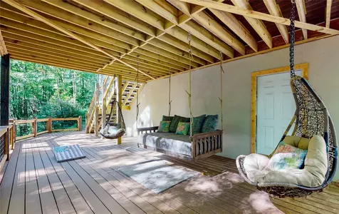 2374 West Christy Trail Sapphire NC 28774