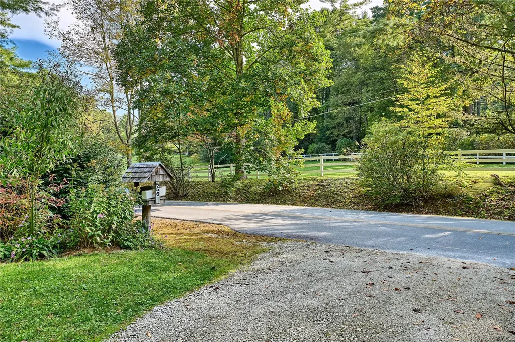 556 Shortoff Road Highlands NC 28741