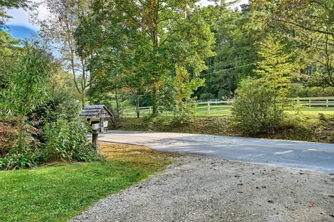 556 Shortoff Road Highlands NC 28741