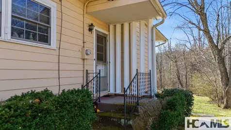 520 Baird Cove Road Franklin NC 28734