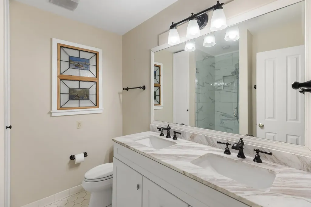 451 Crescent Highlands NC 28734