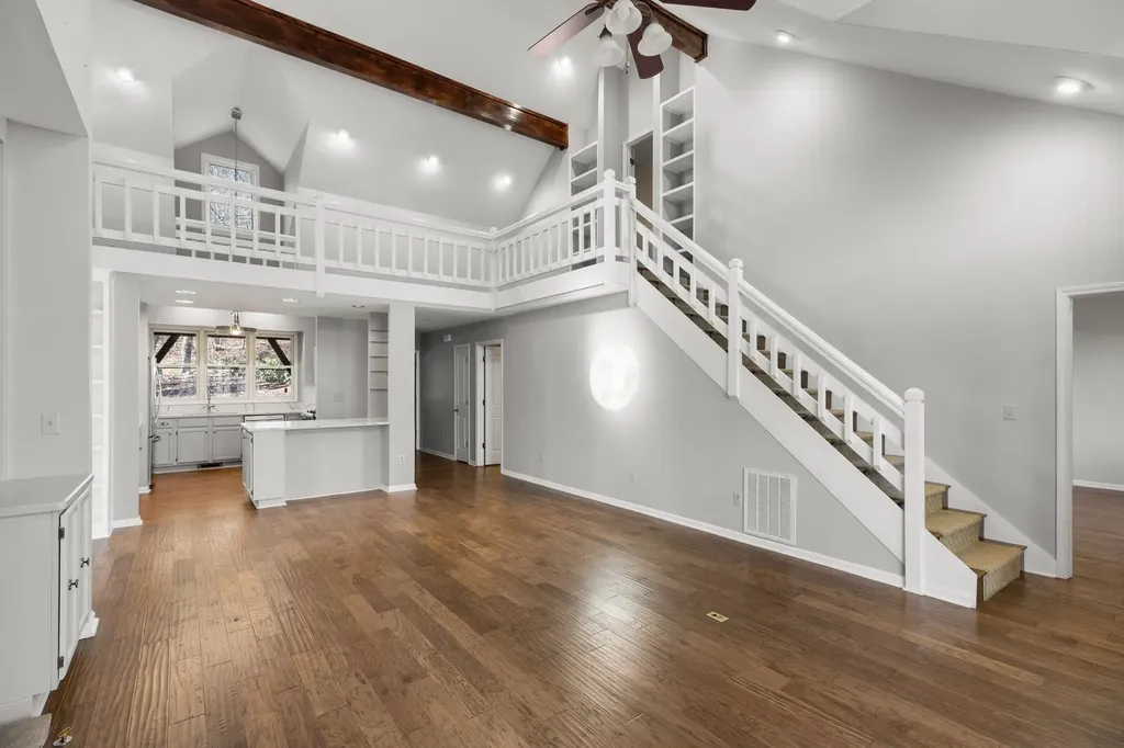 451 Crescent Highlands NC 28741