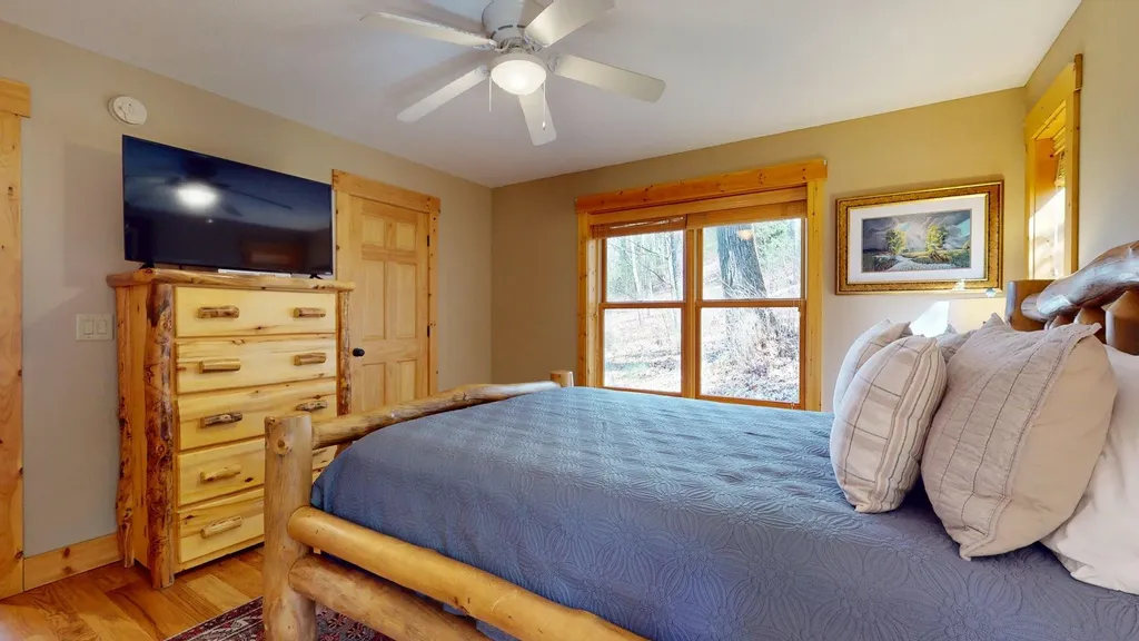 28 E Forest Way Highlands NC 28741