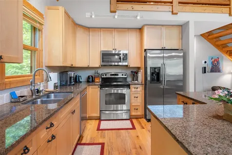 28 E Forest Way Highlands NC 28741