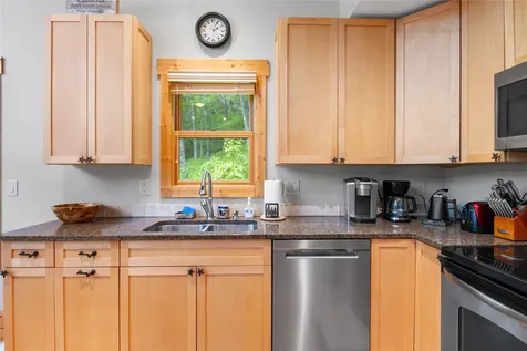 28 E Forest Way Highlands NC 28741